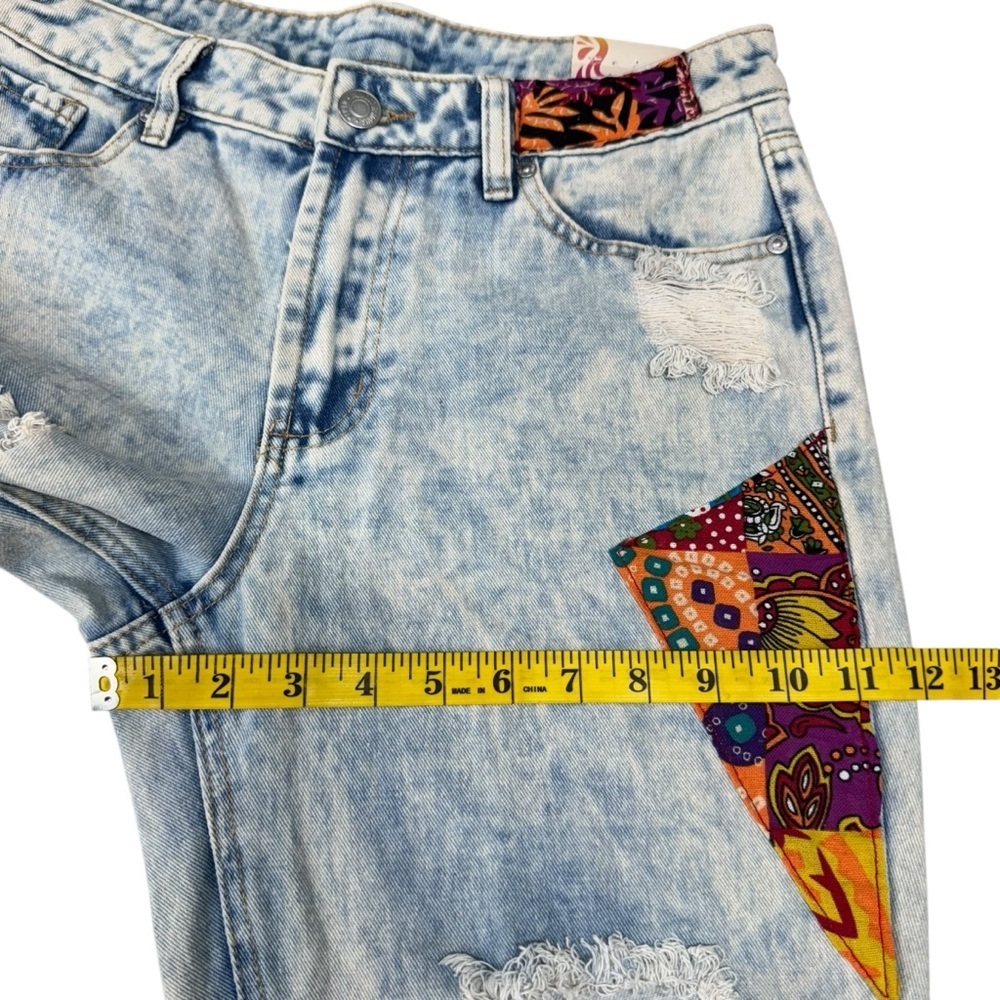 Almost Famous Vintage Flare Jeans Size 9 Blue Acid Wash Patch Distressed - Picture 14 of 16